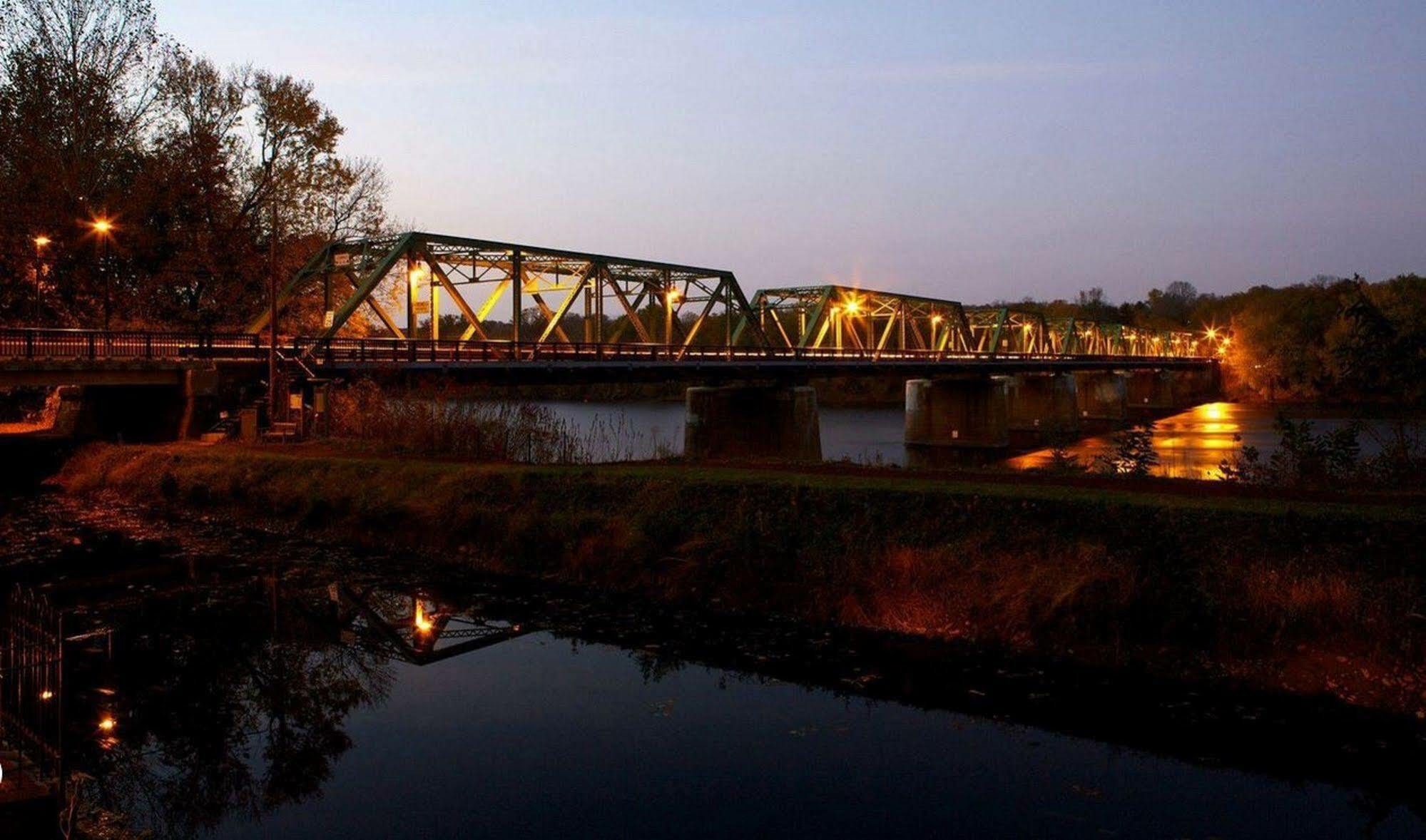 Centre Bridge Inn 纽霍普 外观 照片